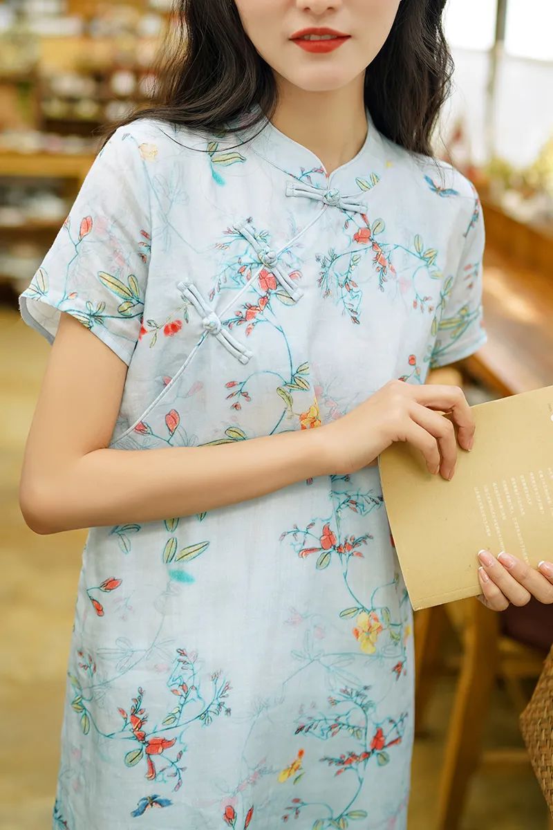 穿苎麻大气从容之美,穿一袭香云纱尽显古典韵美