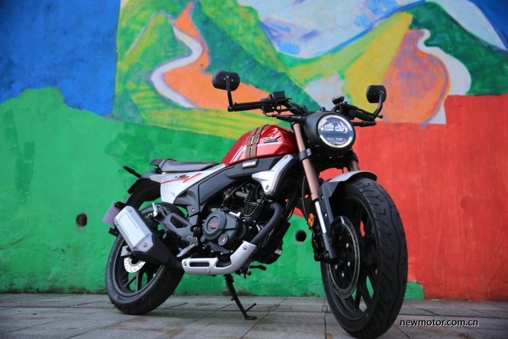 力帆dk150试驾视频,力帆dk150有哪些颜色