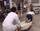 最能挨揍的男人,男人能有多抗揍