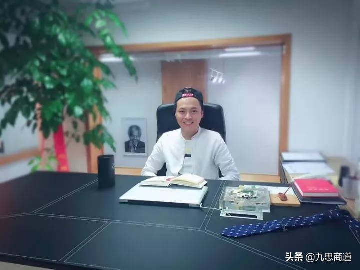 最励志的90后创业者13岁辍学,04年辍学创业者