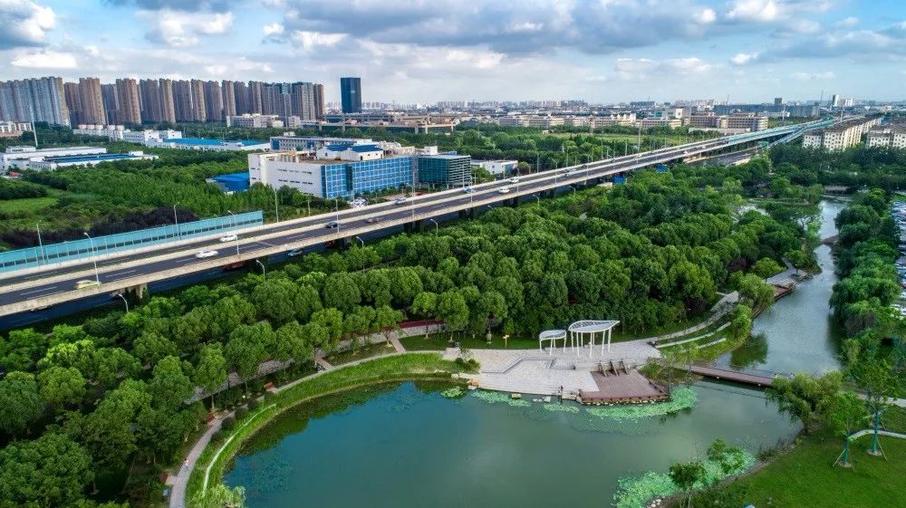 江阴，百强县仅次于昆山，但它是浙江最敬佩的一个江苏强县