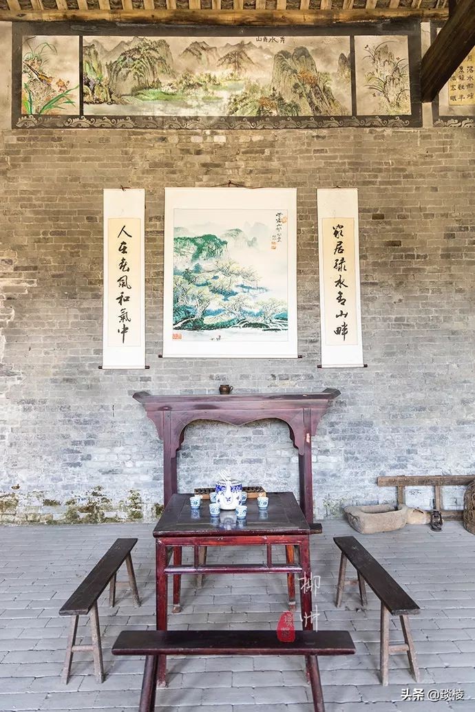 手里拿的不是大刀?最有文化的关二爷竟然藏在个古镇里