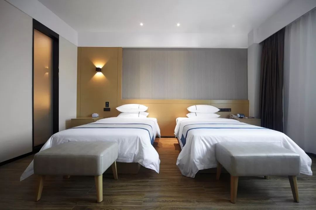 湖北加盟商刘峰：东呈产业金融助力酒店投资滚雪球