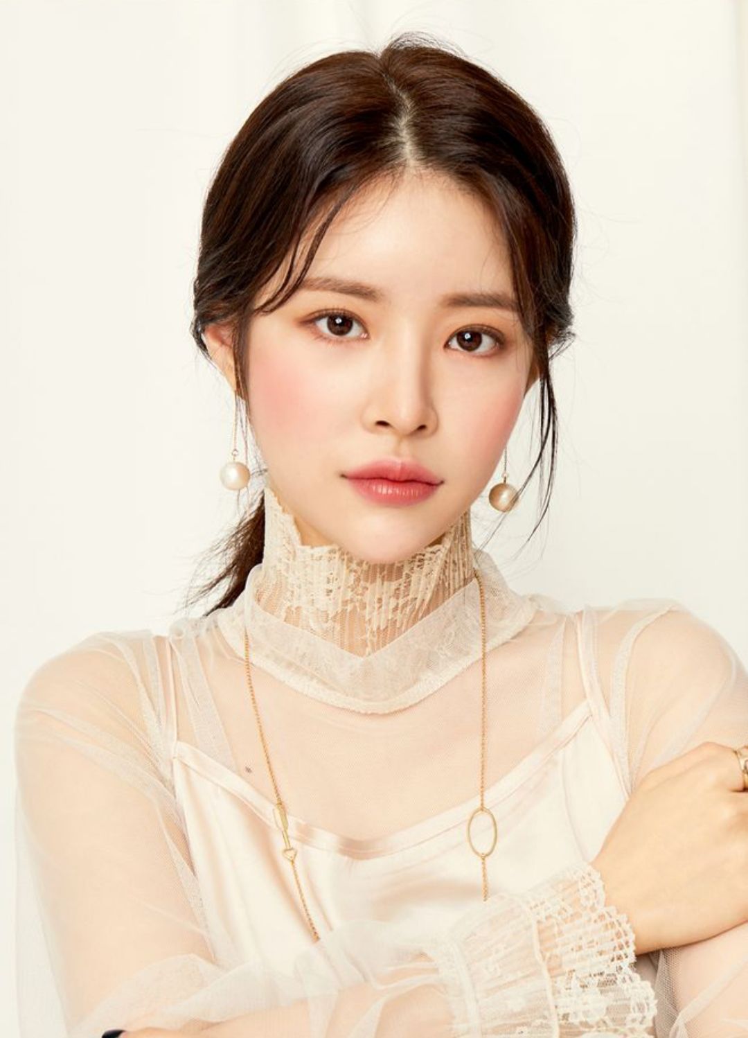 蓝光是修复皮肤还是伤害皮肤,蓝光对皮肤的伤害