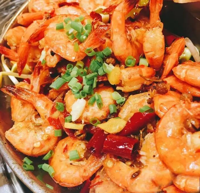 那些不肯去汉阳的，告诉你们！太没口福了！不服来战