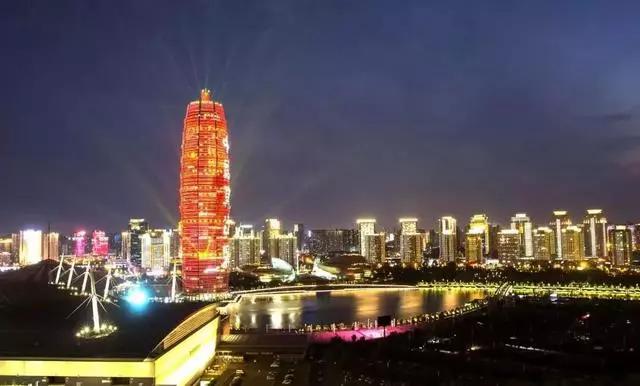 郑州美到爆蓝天白云,河南郑州越来越美了