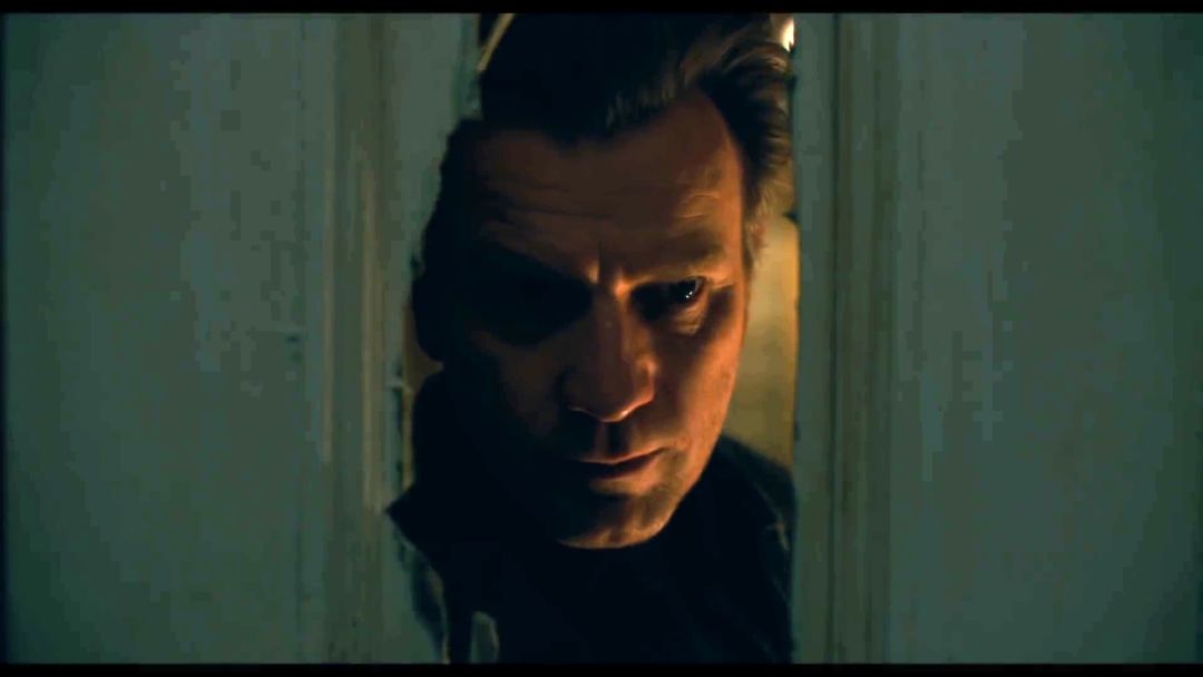 闪灵续集睡梦医生讲什么,经典恐怖电影闪灵