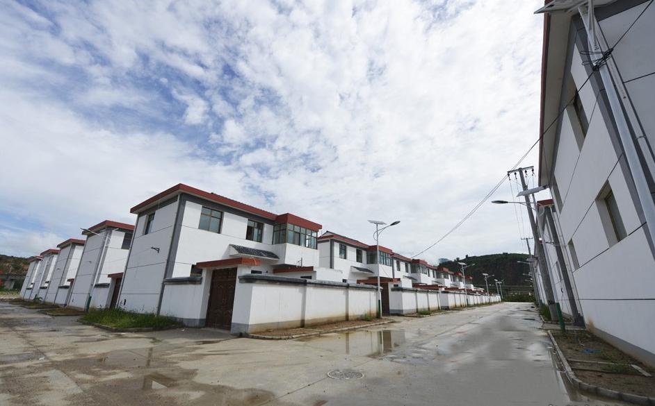 魅力麦积图片,航拍天水麦积伯阳兴仁村