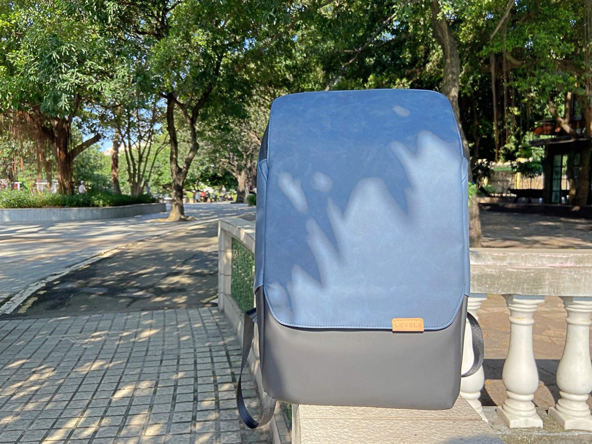 适合日常出行的小容量背包,什么背包适合商务出行和日常通勤