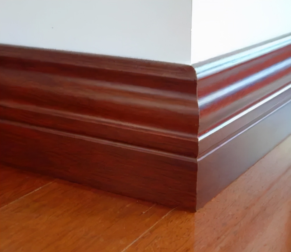 家装踢脚线怎么装,家装用什么踢脚线更好