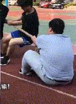 自认“绑腿走路”项目天下无敌的日本，被中国少林寺砸了场子