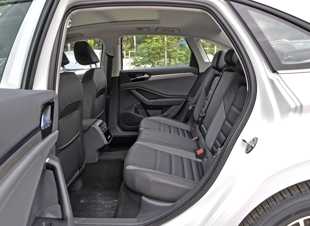 对于速腾的评价,测评大众速腾