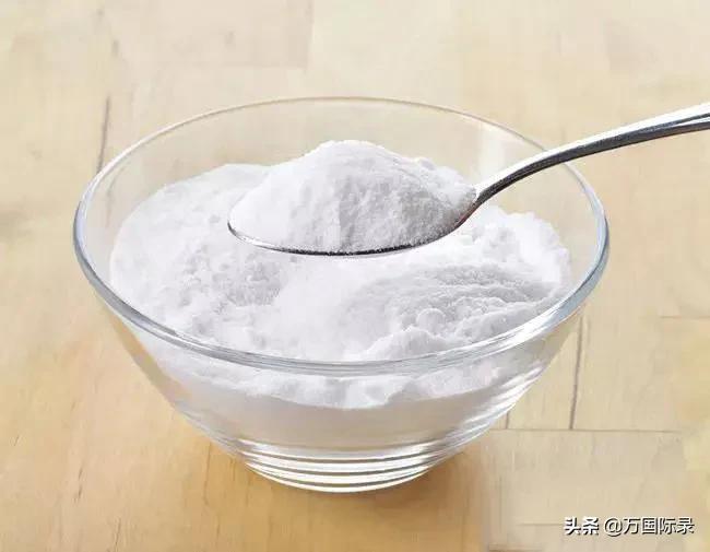 鞋穿久了会臭如何消除,穿着鞋子怎么去除鞋臭