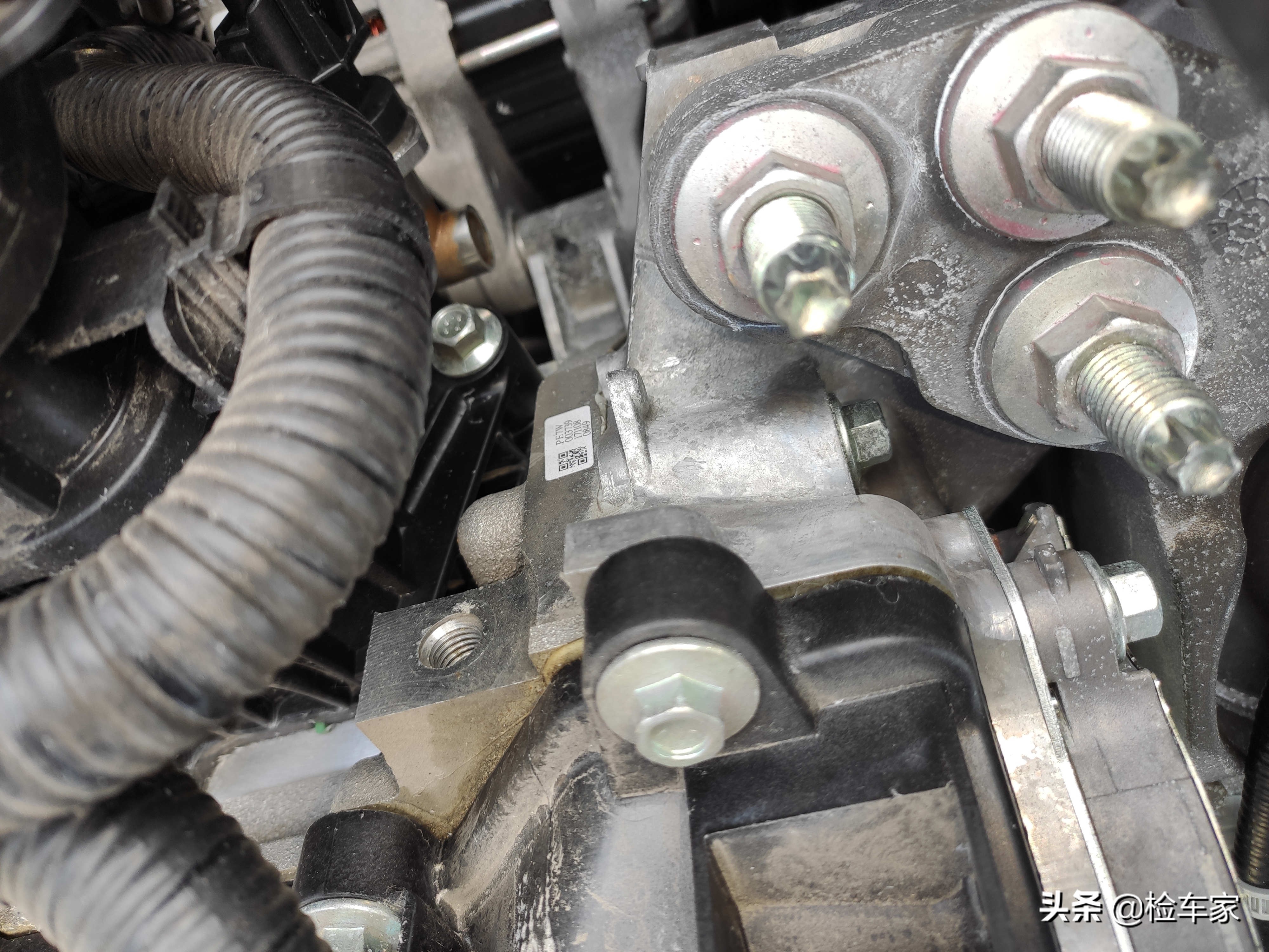 2020款昂克赛拉生锈,17款昂克赛拉6万公里内饰磨损