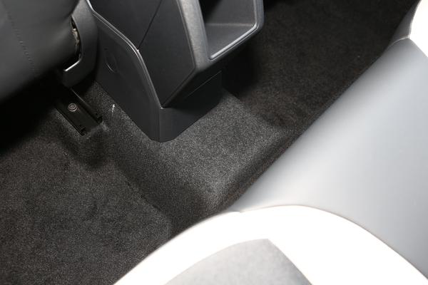 大众polo女生版新车多少钱,大众polo最新款最高配