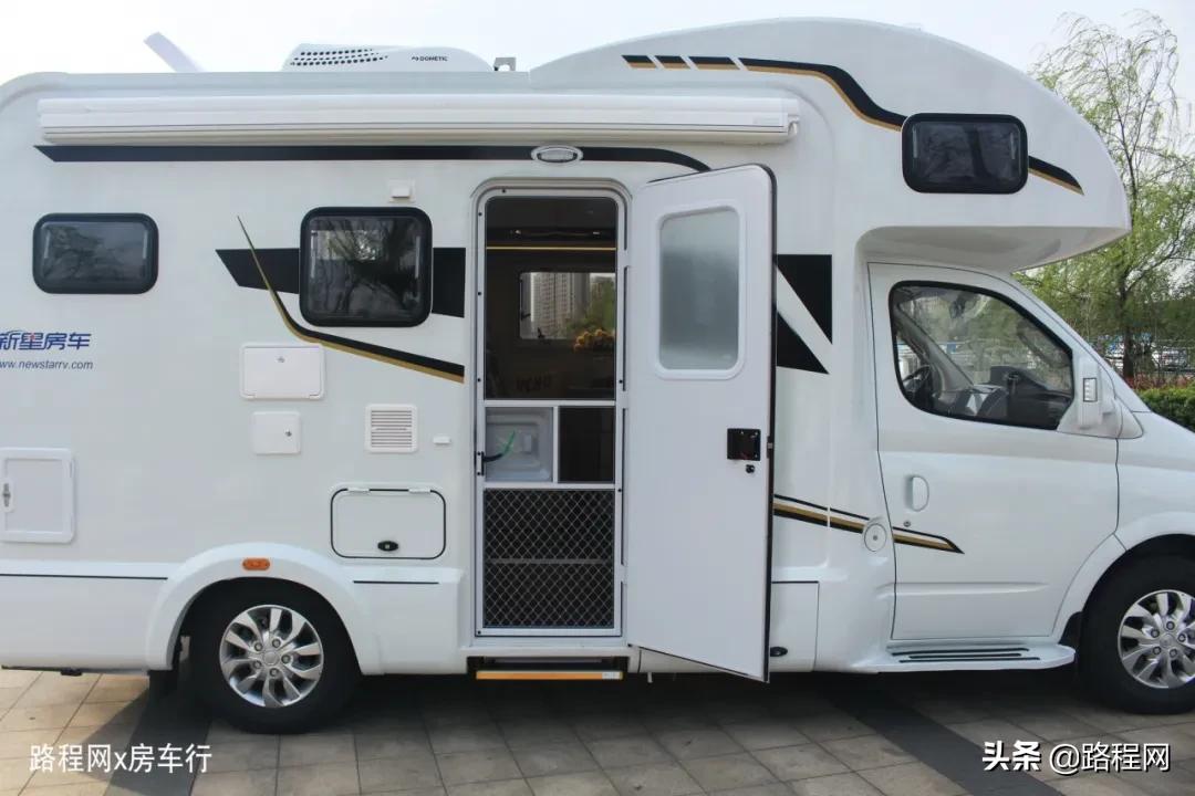 新星依途c600双拓展房车,新星通途c600