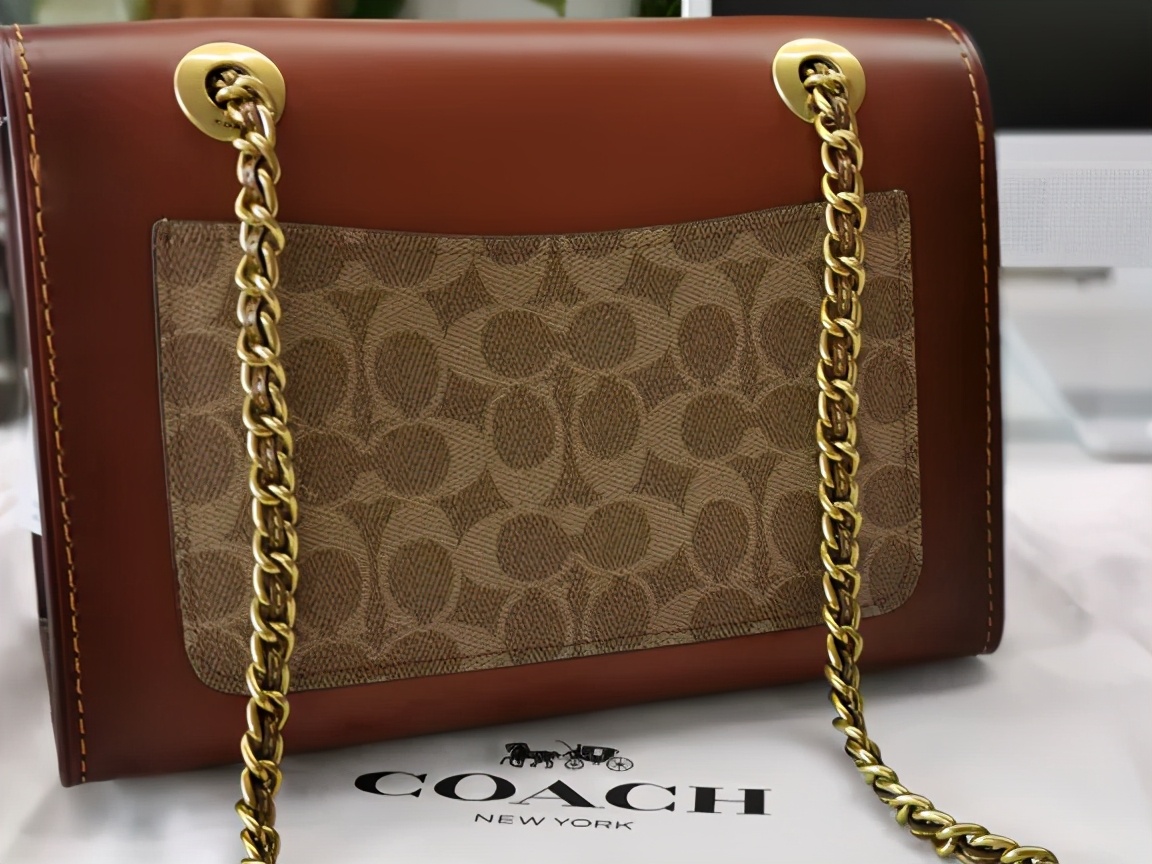 蔻驰哪款包适合女生,蔻驰的包包哪款好看