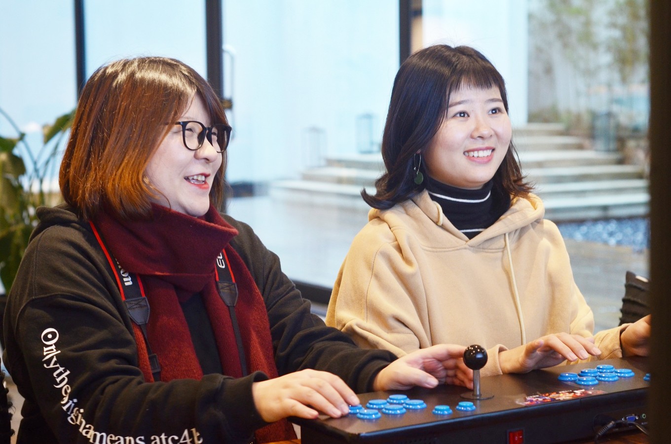 一座白楼，青山环绕，云卷雾舒～享受在莫干山野的娴静自由