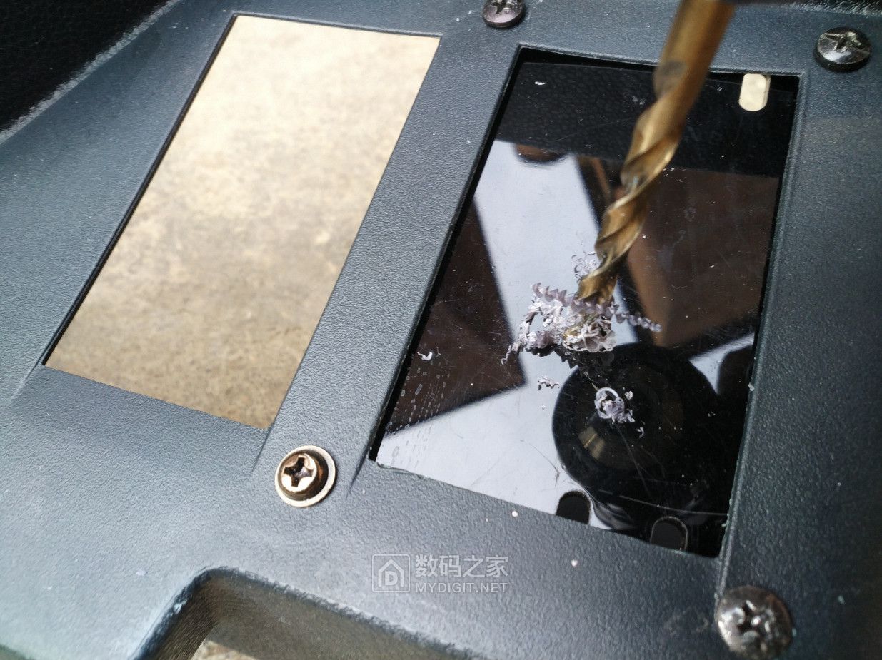 福特嘉年华点烟器拆装,福特嘉年华拆点烟器