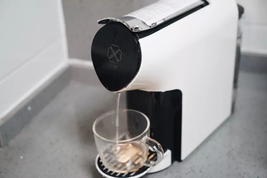 胶囊咖啡机哪款最好,想买咖啡机买便宜的还是贵的好