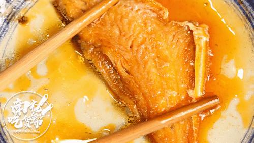 重庆正宗的美蛙鱼头火锅底,确认过眼神这就是你最爱的美食