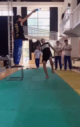 瓶盖挑战潘玮柏,瓶盖挑战孙悟空