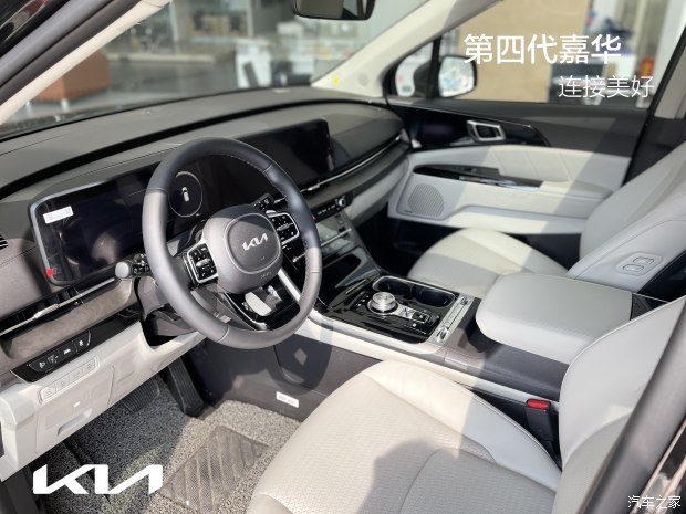 最新款嘉华mpv高顶,第四代嘉华性价比超高的家用mpv