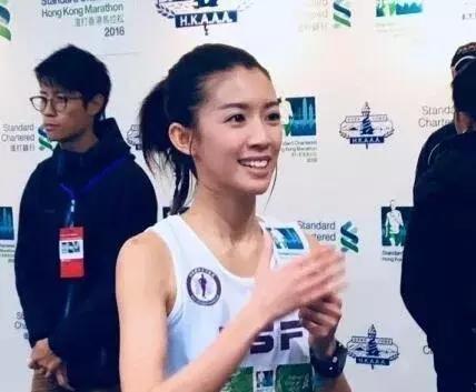 徐濠萦陈奕迅谁介绍的,徐濠萦年轻照片都演过什么电视剧