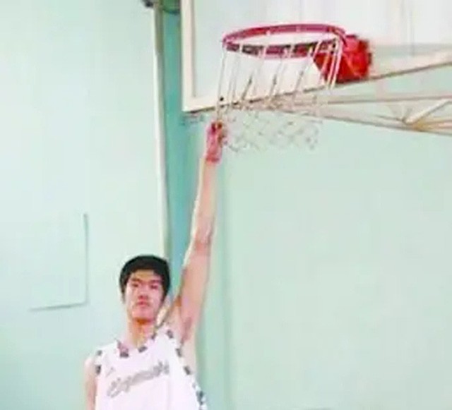 姚明郭士强完整视频,郭士强去世