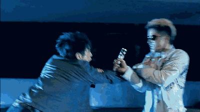 吴京拍战狼为什么没被偷票房,吴京凭借战狼斩获票房