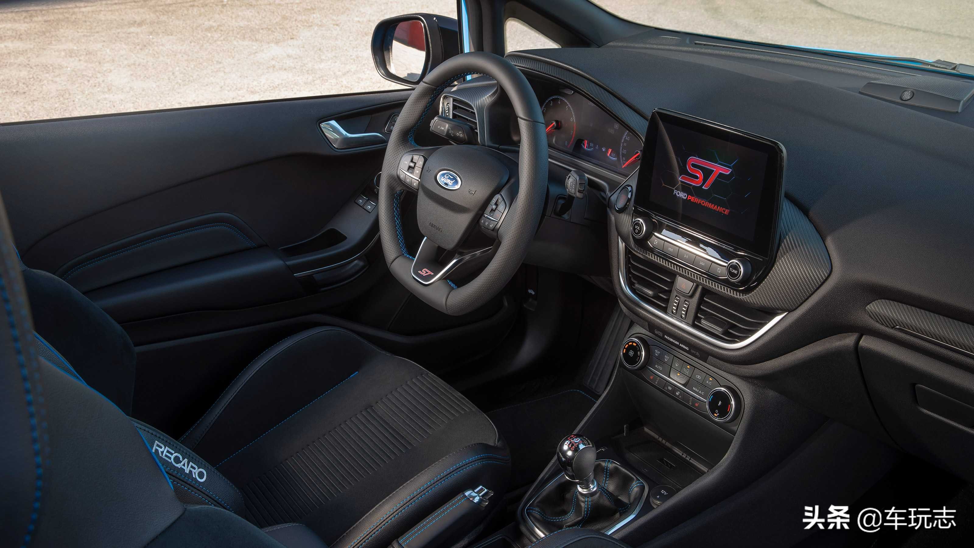 福特性能车小钢炮嘉年华st,嘉年华st1.5t和福克斯同款吗