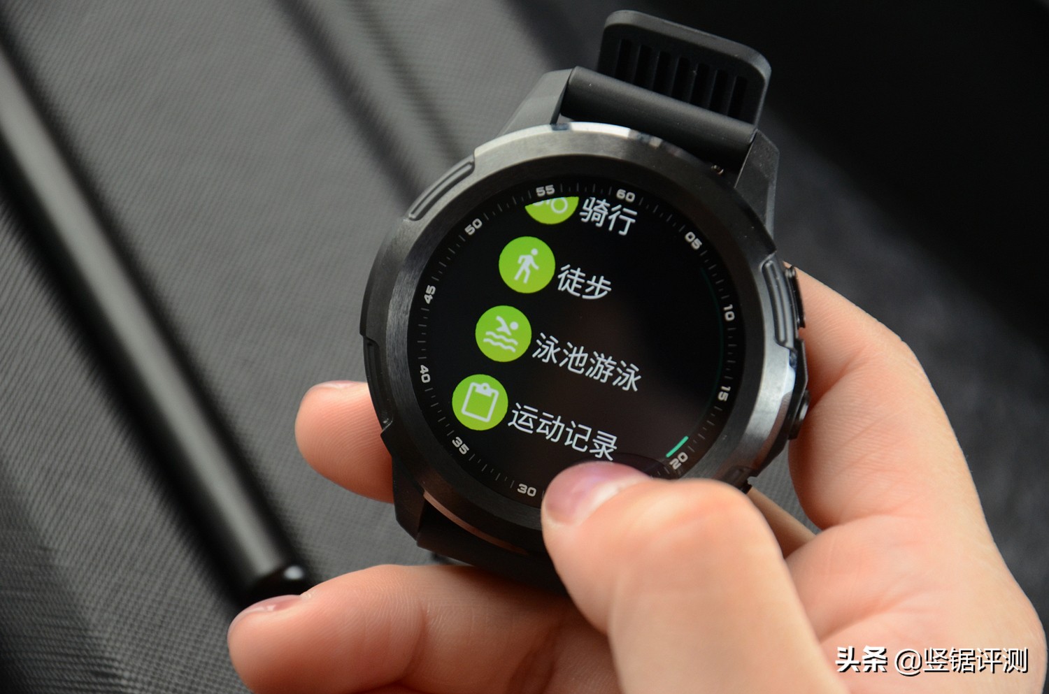 jeep智能手表值不值得入手,jeep手表全面解说