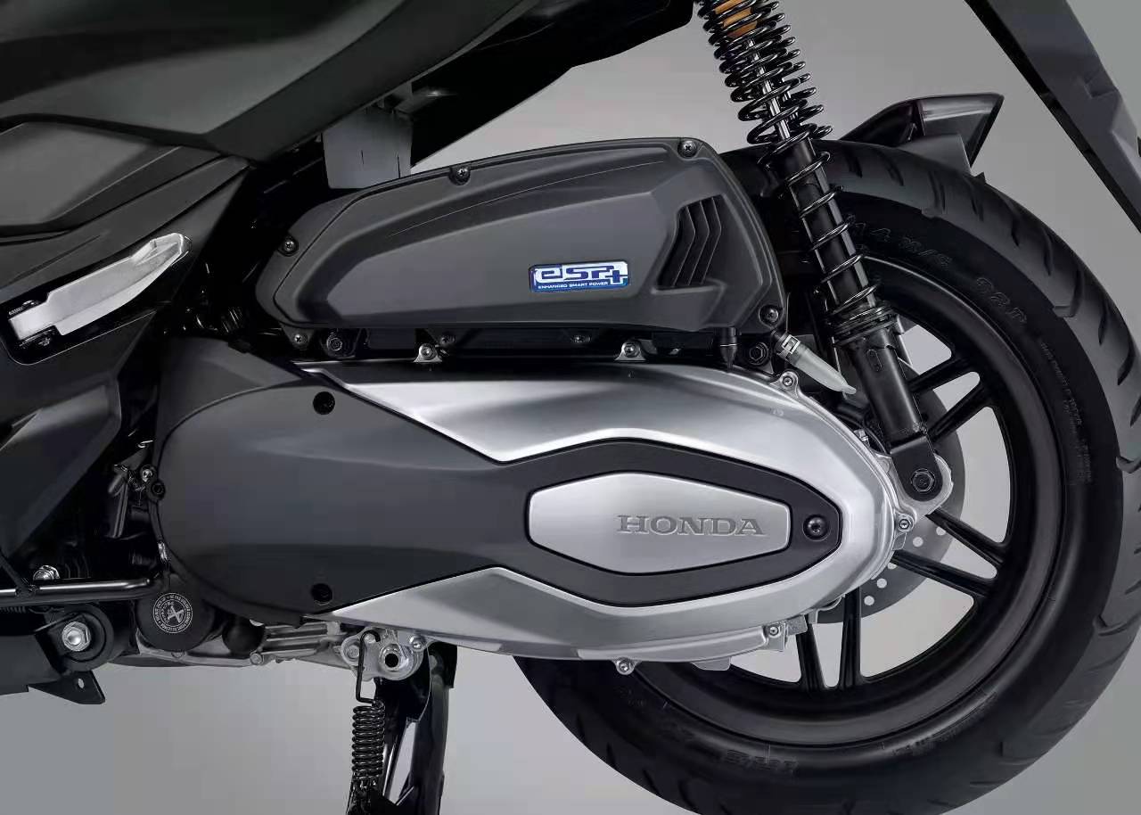 佛沙300和tmax300,本田佛沙300售价公布