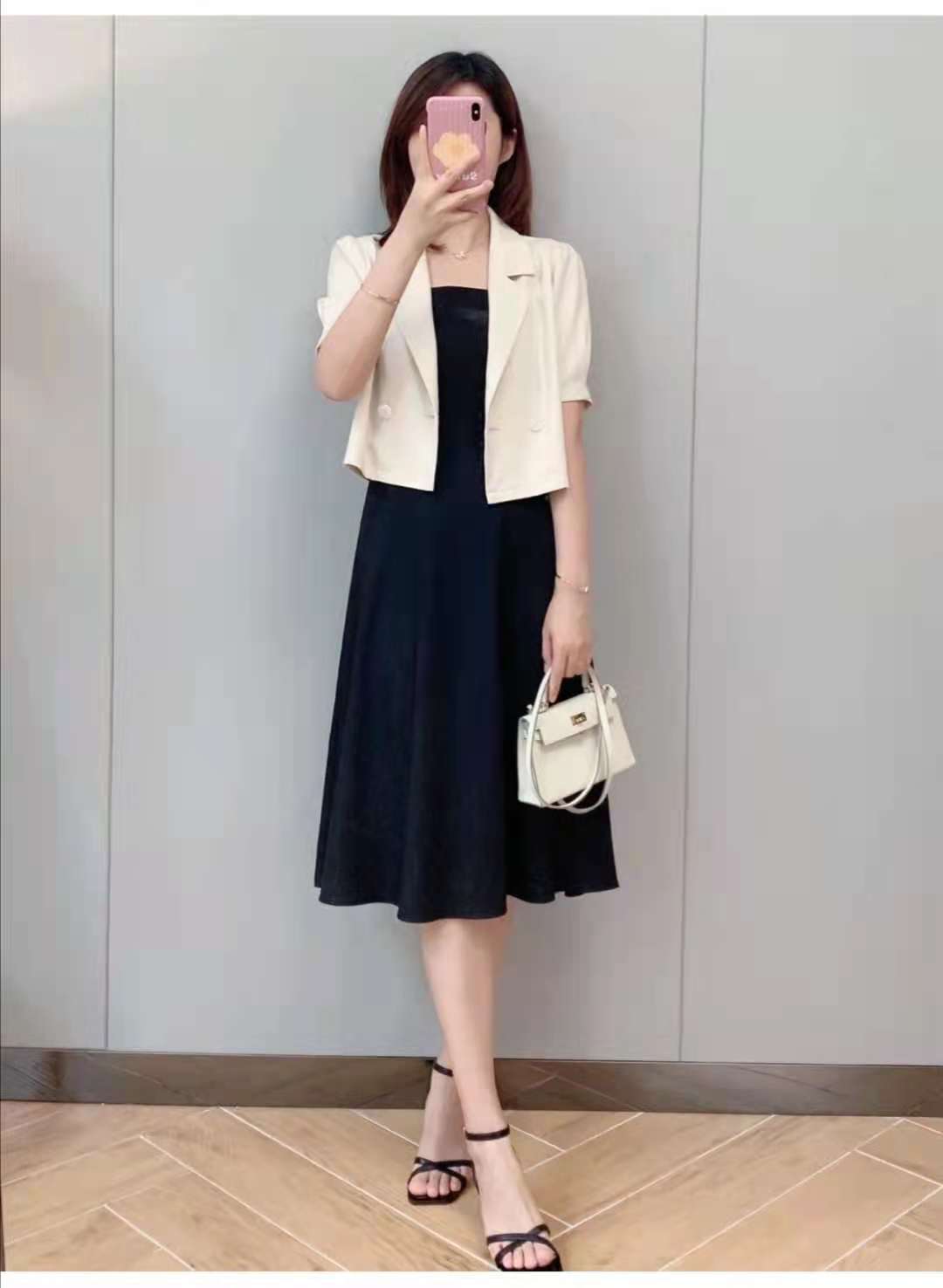 鏂囪壓濂抽潚骞寸殑绌胯。涔嬮亾,鏂囪壓濂抽潚骞寸殑绌胯。鎵撴壆