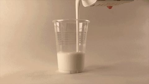 酸奶怎么选才是真酸奶,酸奶越酸越营养越好吗