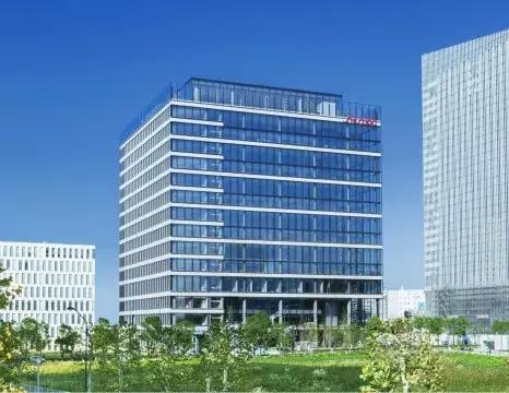 终于知道女人为什么买化妆品,终于知道为什么女生都喜欢美颜了