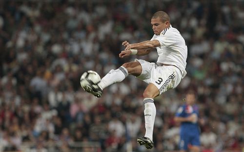 鍔熷か瓒崇悆閲嶆紨,瓒崇悆姝﹀儳浣╀僵