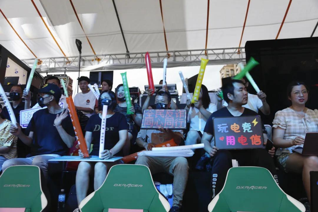 实况足球比赛出场动画,实况足球蓝色监狱球员上阵