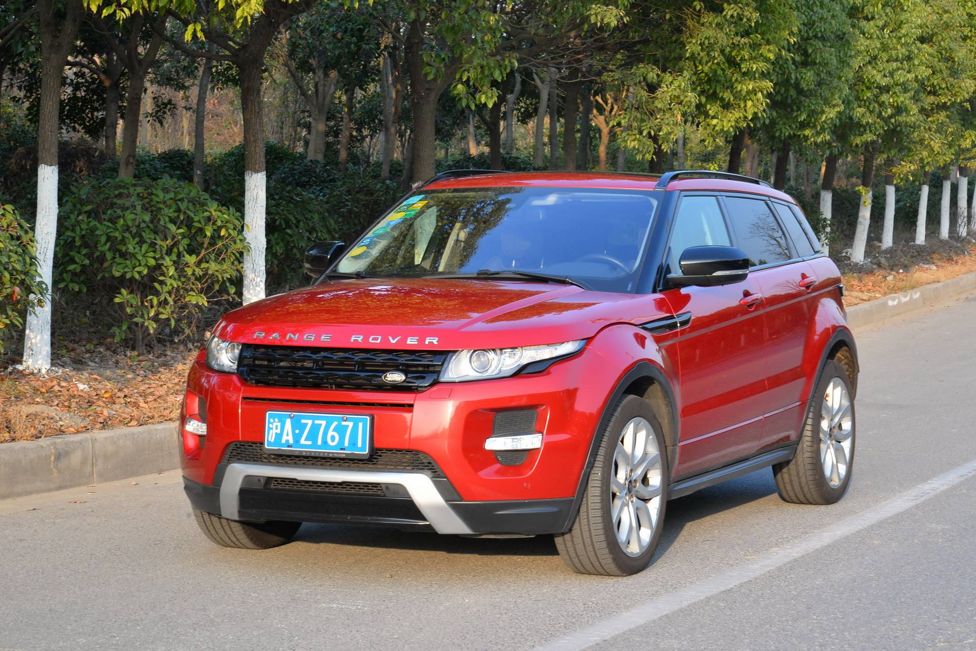 11万出头宝马5系，有电视带冰箱，顺丰小哥难自拔「路试笔记」