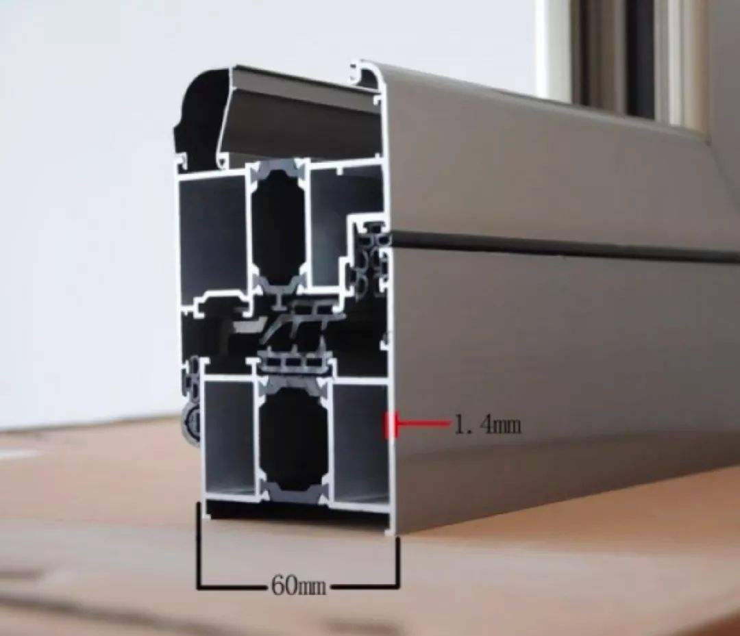 24砖墙和断桥铝哪个保温隔热好,断桥铝门窗保温性能等级划分