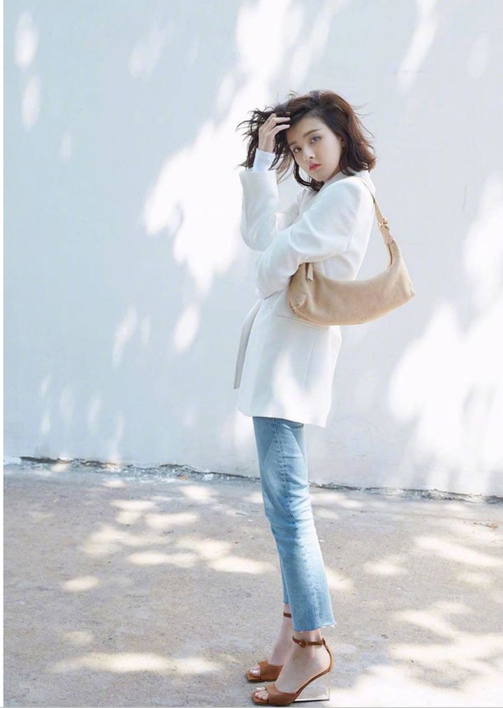 杨超越翻版宋祖儿？别开玩笑了