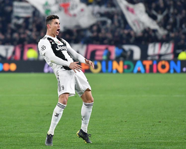 c罗为什么能在绝境中重回巅峰,c罗回归曼联绝杀