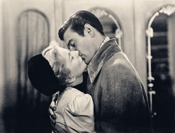 痴情大比拼:4部小说中的“痴情人”,一个比一个催泪