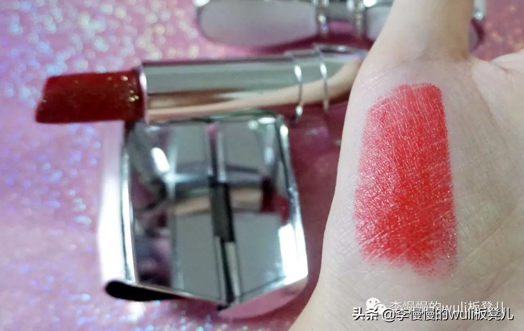 一秒入秋入冬,秋季彩妆必备单品推荐