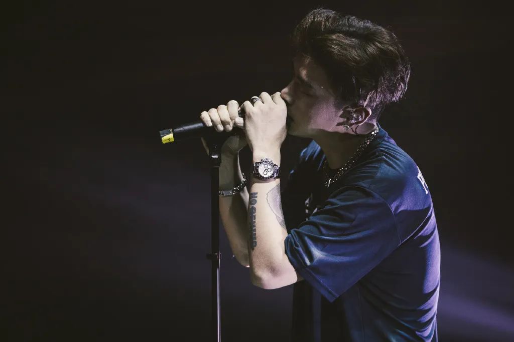 满舒克慢热怎么火的,满舒克说自己不火