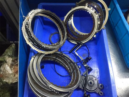 现代胜达手动挡变速箱维修,现代新胜达变速箱故障