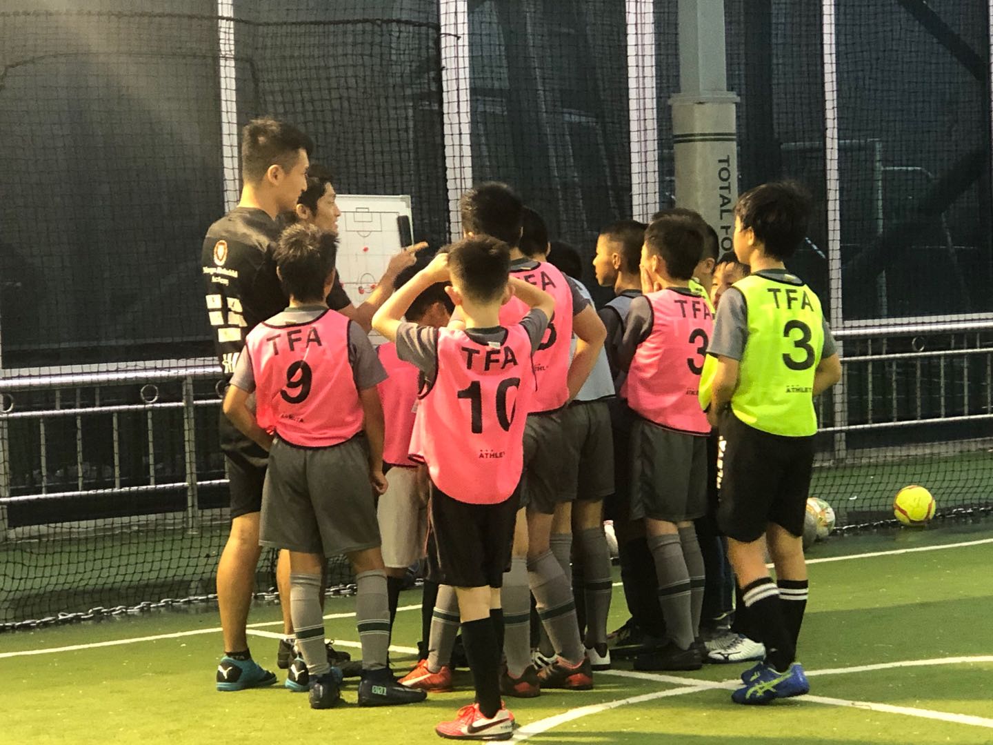 日本培养足球队员的经历有哪些,日本足球著名青训队员