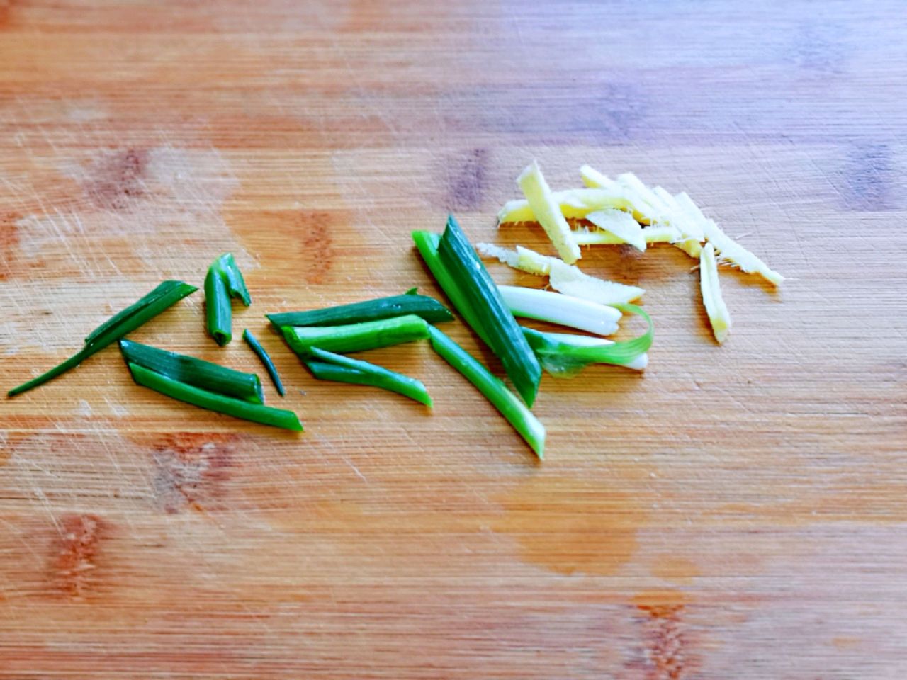 铁板金鲳鱼的正确吃法,孜然烤金鲳鱼好吃吗