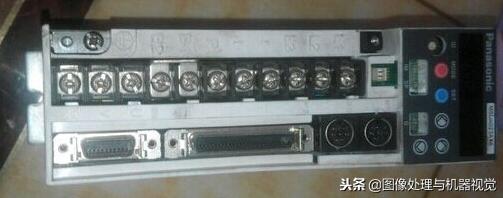 伺服驱动器工作原理,伺服驱动器工作原理3d