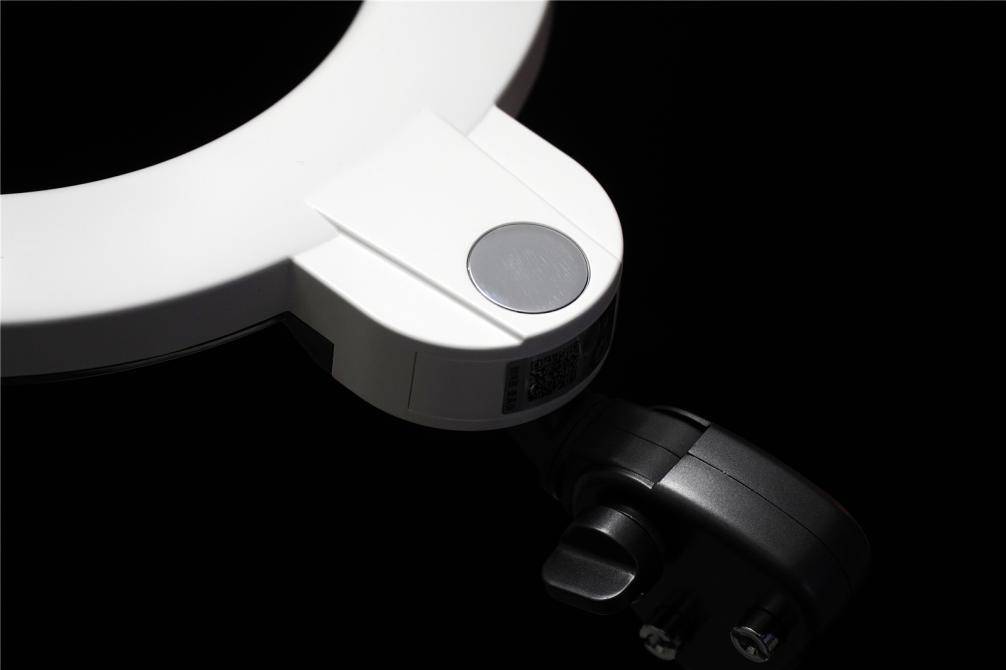 爱德华医生护眼灯央视曝光,爱德华医生护眼灯视频